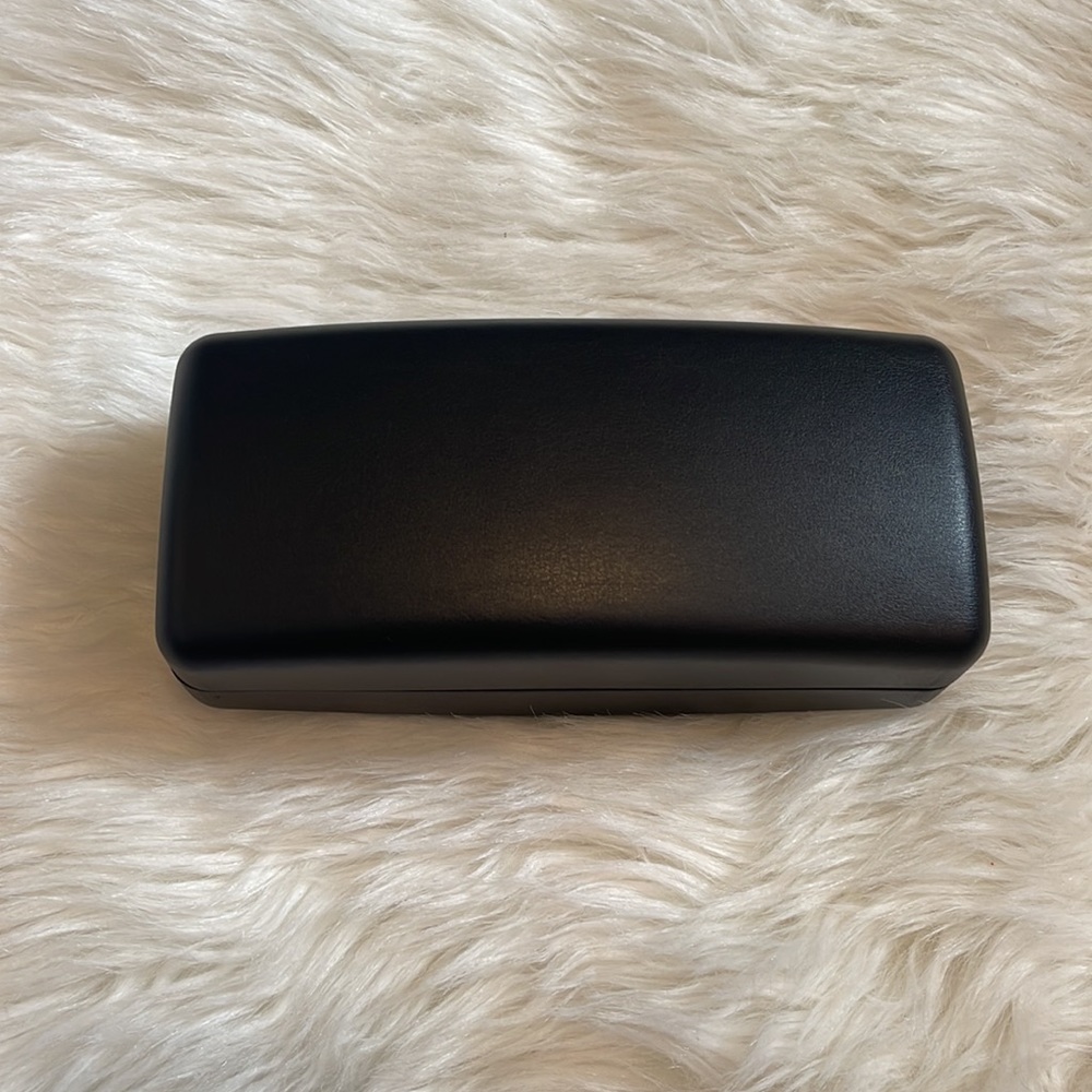 ⚫️VERSACE Sunglass Case⚫️ - Picture 4 of 4